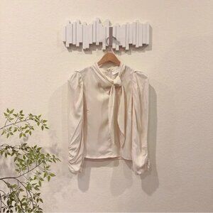ASTR The Label Aneta Long Sleeve Tie Blouse Top Cream Nude Size Small NWT
